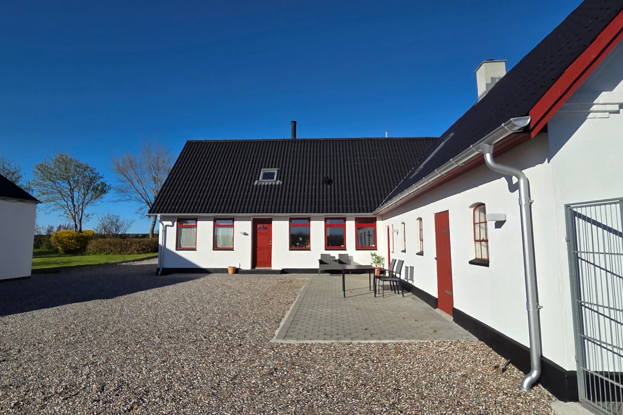 Landejendom på Landevejen 1 5683 Haarby.